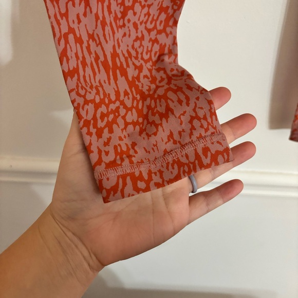 Athleta Salutation Stash Pocket II Printed 7/8 Tight Pink Orange Leggings Sz S - Picture 8 of 13